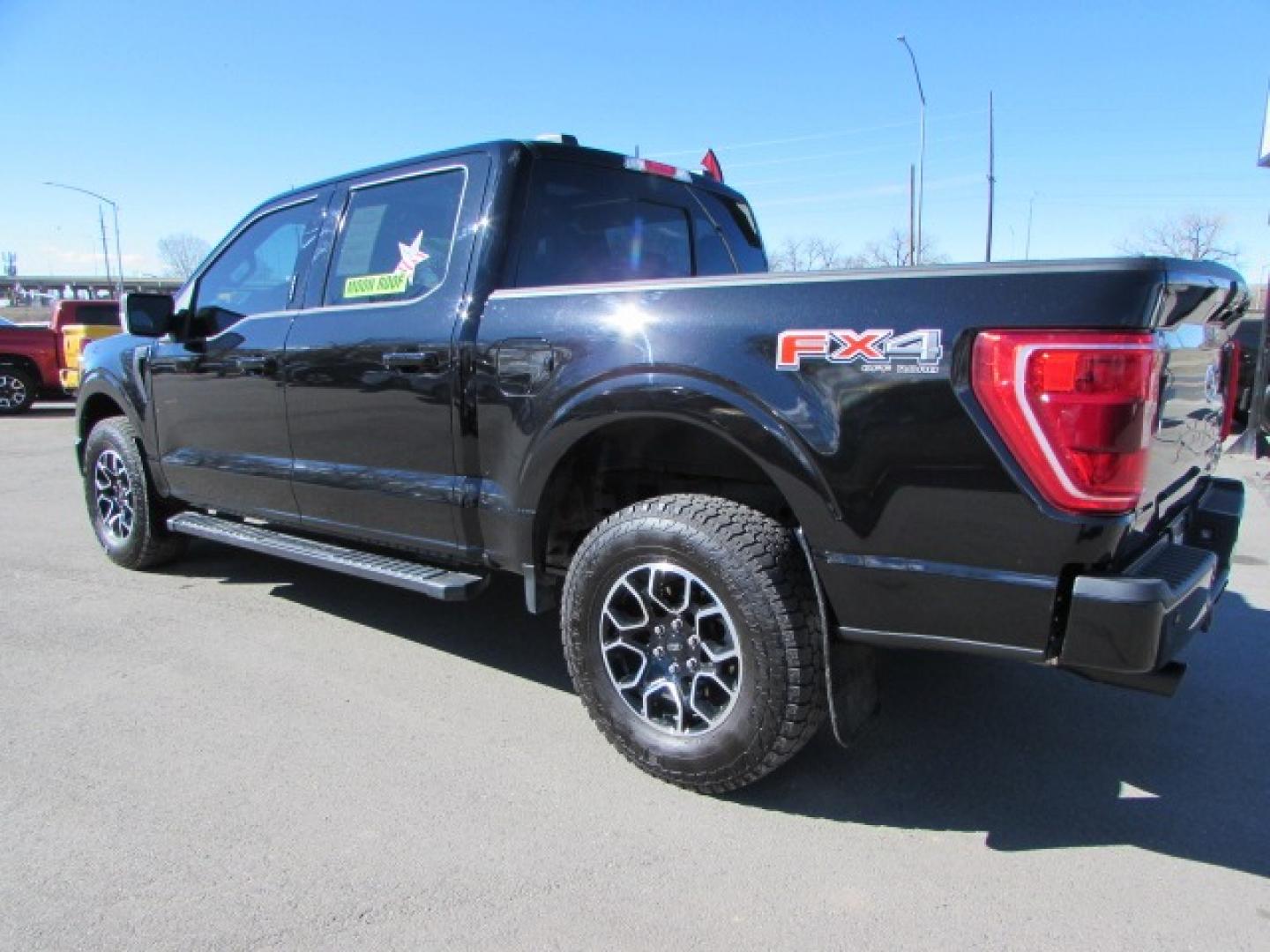 2021 Agate Black Metallic /Gray Ford F-150 XLT Sport FX4 SuperCrew 4WD (1FTFW1E54MF) with an 5.0L V8 OHV 16V engine, 10A transmission, located at 4562 State Avenue, Billings, MT, 59101, (406) 896-9833, 45.769516, -108.526772 - 2021 Ford F-150 XLT Sport FX4 SuperCrew 4WD - One owner - Not your average XLT! 5.0L V8 OHV 16V engine - 10 speed automatic transmission - 4WD - 47,142 miles - One owner - Sweet truck! XLT Sport FX4 package - climate control - tilt and telescoping steering wheel - cruise control - twin panel m - Photo#1